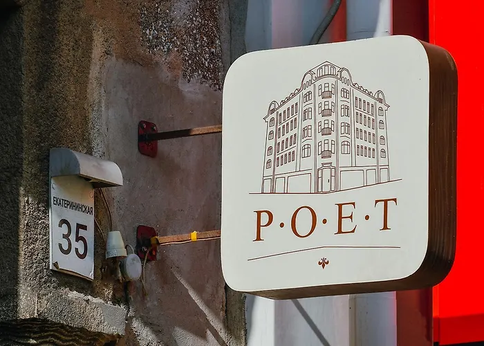 Poet Art Hotel