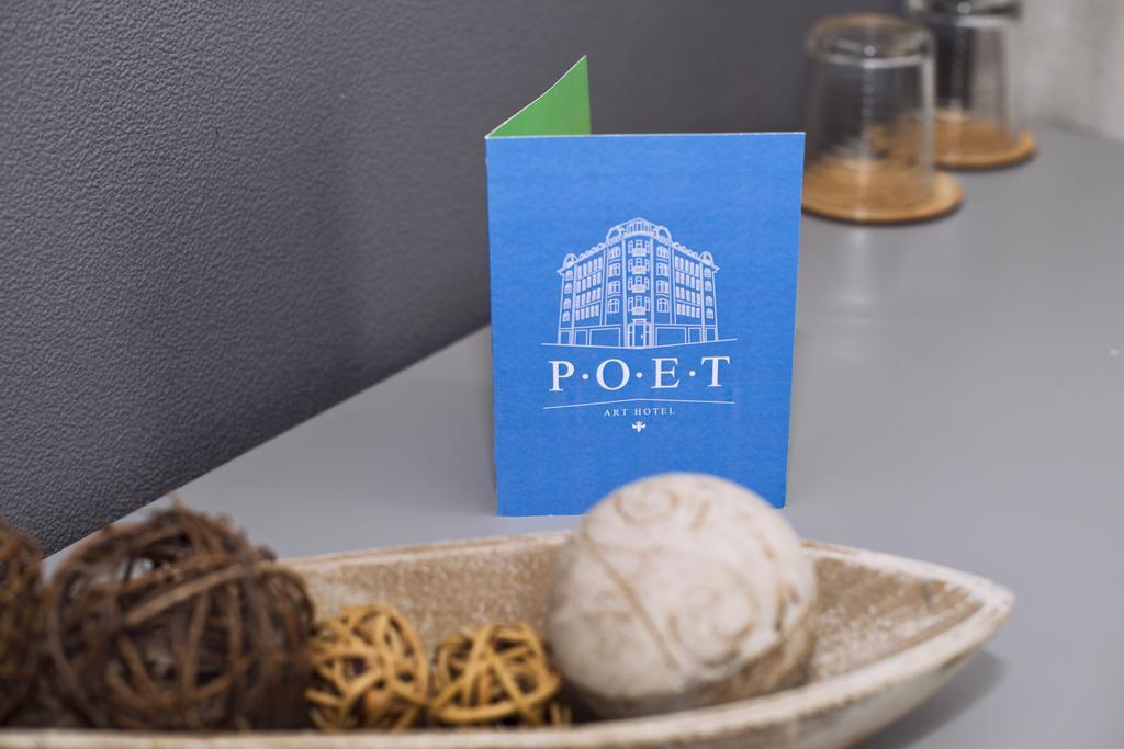 Отель Poet Art 4*
