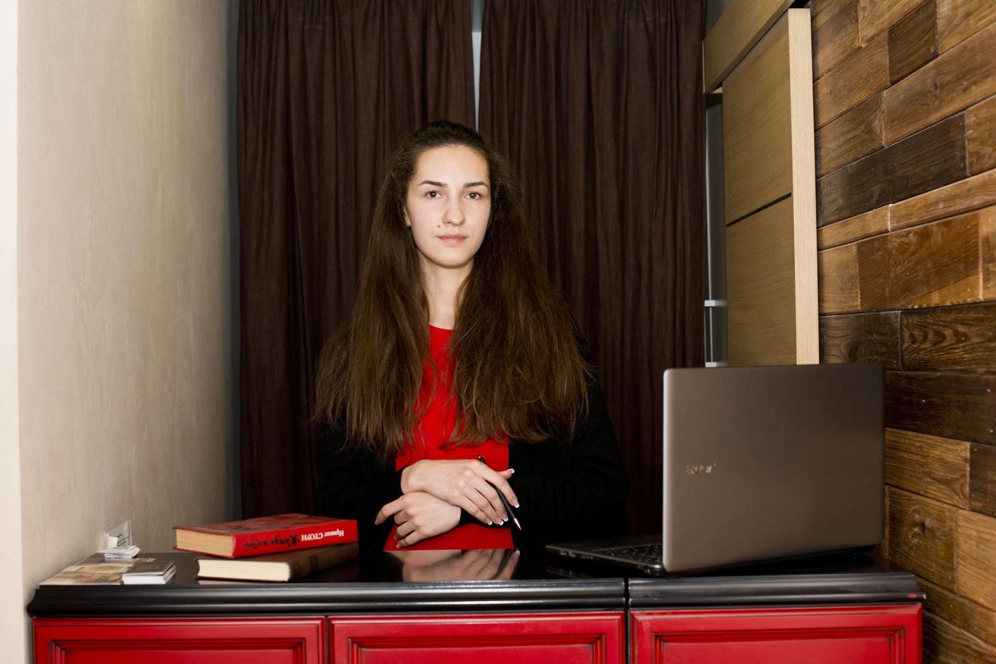 Отель Poet Art 4*